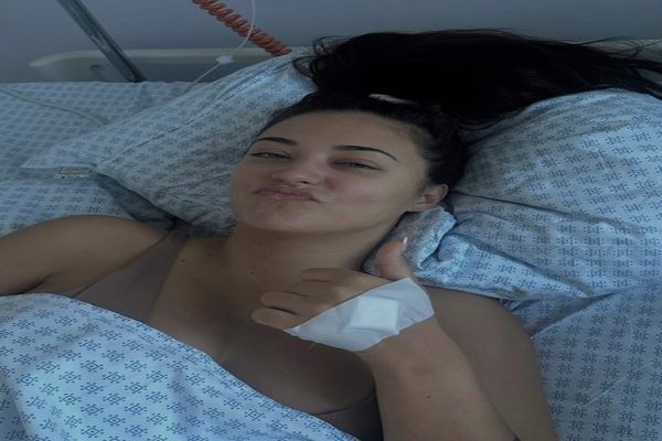 Iadul prin care a trecut Antonia A stat internată 11 zile în spital după o procedură estetică