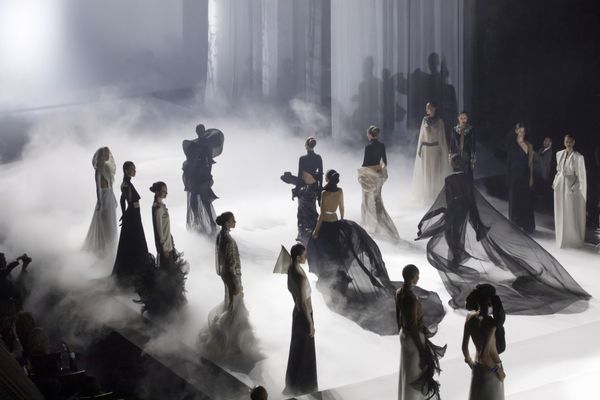 Singurul model român prezent pe podiumul Paris Couture Week