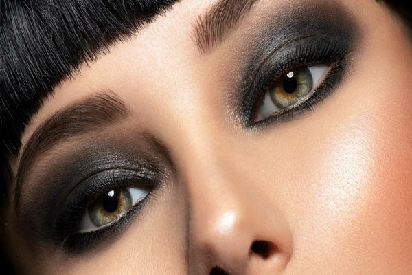 Smokey eyes pe ten matur sau pleoape subțiri