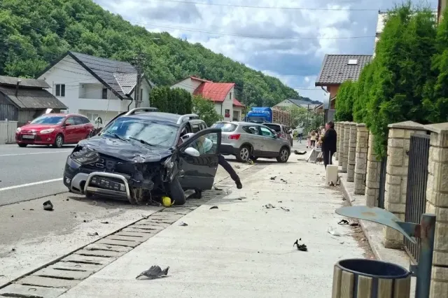 Noi detalii cutremurătoare în cazul fetiței din Bistrița Năsăud, ucise pe trotuar: ce a aflat copila înainte de impact