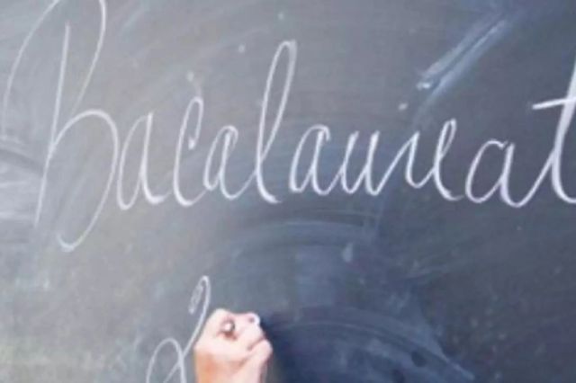 A început Bacalaureatul 2026. Calendar complet, reguli stricte și ce riscă cei care au telefonul asupra lor