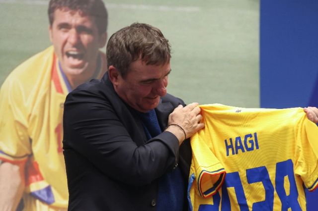 Gheorghe Hagi revine pe banca tehnică a naţionalei după 25 de ani. România întâlneşte, astăzi, Georgia la Tbilisi
