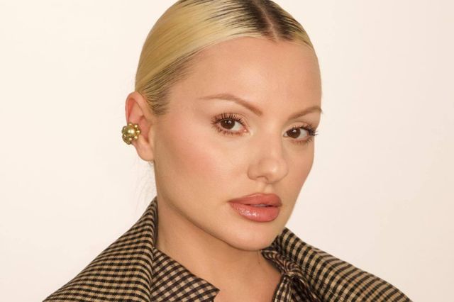 Alexandra Stan este însărcinată! Primele imagini cu burtica de gravidă