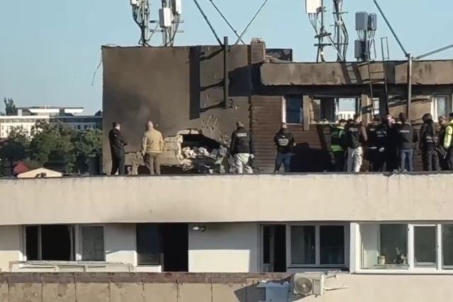 Cum se văd urmările exploziei dronei de la Galați la lumina zilei - FOTO/VIDEO