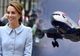 Kate Middleton în avion: iată de ce hainele ei nu intră niciodată la cală